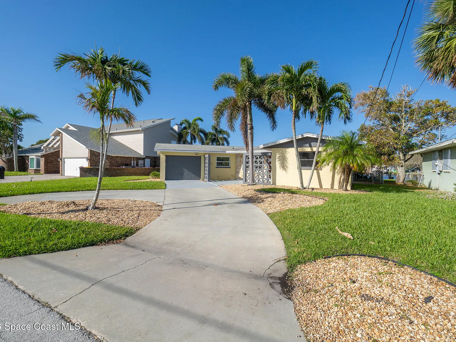 3 bed, 2.0 bath, 1486 sqft, $3,350 — Photo 4
