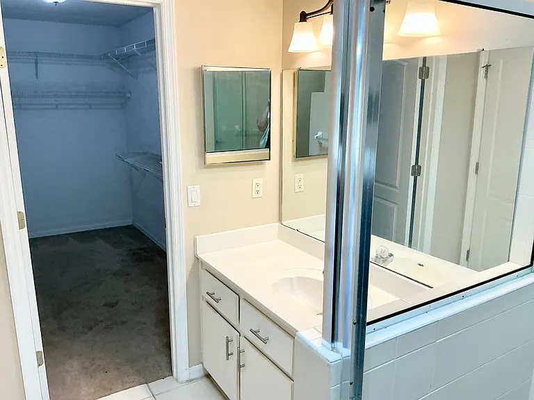 401 Harbour Lights Dr — Photo 30