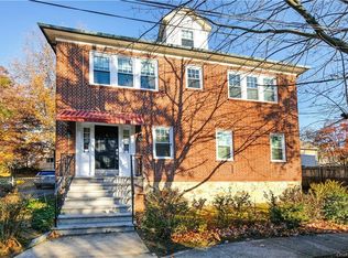 9 9th St #3, New Rochelle, NY 10801