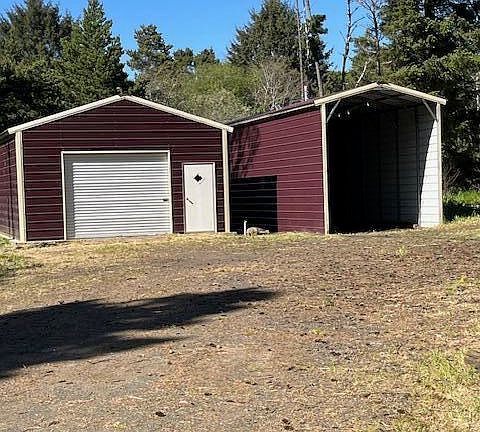 2nd image of 4906 Highway North N #101