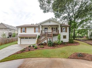 2538 Saint Charles Dr SE, Smyrna, GA 30080