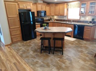 3220 Jordan St, Bismarck, ND 58503