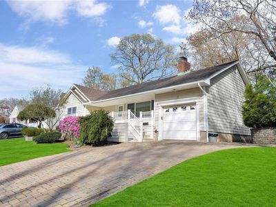 19 Thomas Powell Boulevard, Farmingdale, NY, 11735