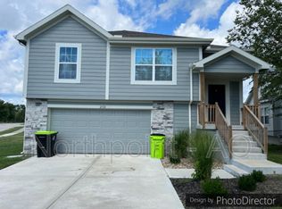 21721 Massa Cir, Peculiar, MO 64078
