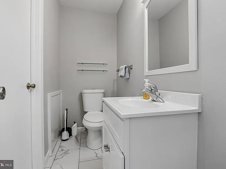 23 W Bluebell Ln #23A — Photo 14