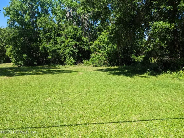 217 HESS Road, Crescent City, FL 32112