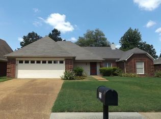 1221 Sandy Stone Ln, Cordova, TN 38016