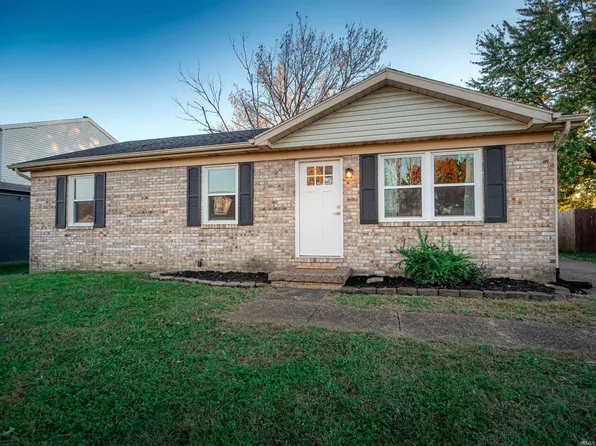 4213 Hunters Trce, Evansville, IN 47715