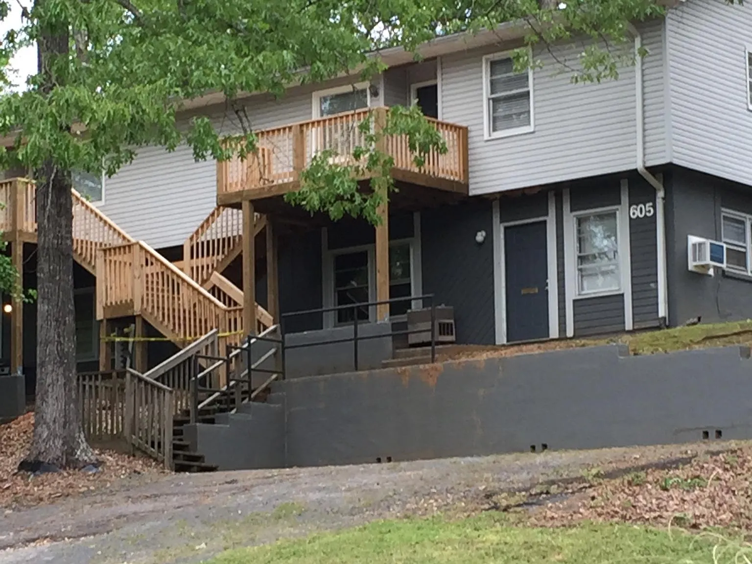 2 bed, 1.5 bath, 800 sqft, $1,095 — Photo 1