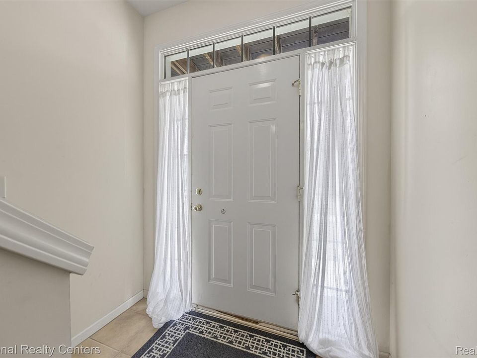 1179 Alameda Blvd, photo 6