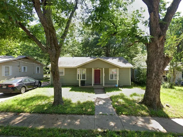 613 9th St SE, Paris, TX 75460