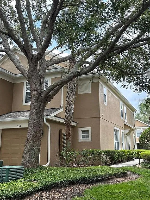 3 bed, 2.5 bath, 1665 sqft, $2,500 — Photo 2