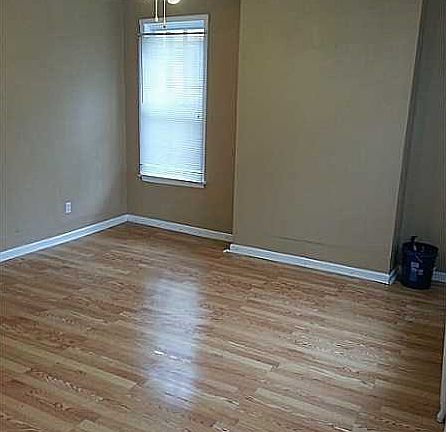 3rd image of 131 Tipton St