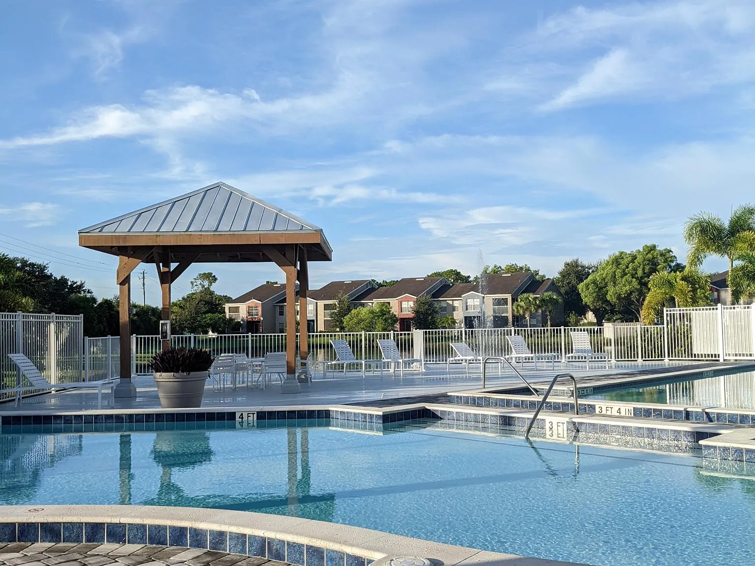 201 Santa Clara Dr — Photo 1