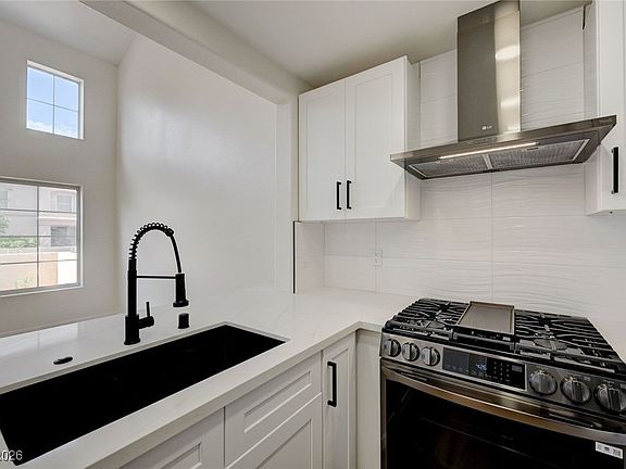 3rd image of 56 Belle Ridge Ave