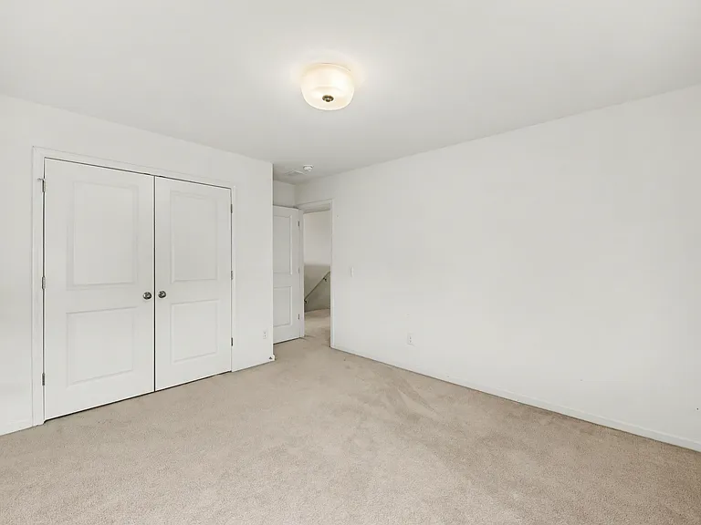 121 Rockingham Way — Photo 25