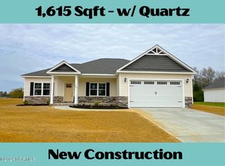 203 Creeks Edge Dr, Pikeville, NC 27863