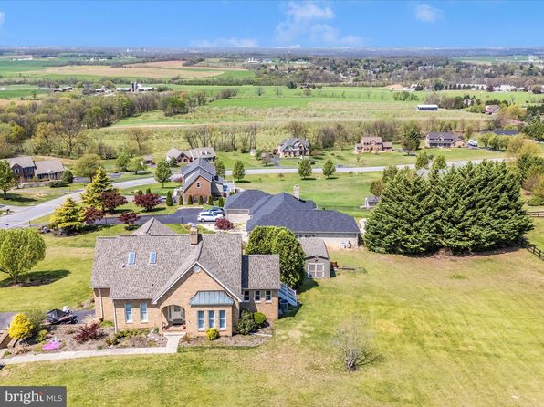 11407 Orange Blossom Ct, Smithsburg, MD 21783