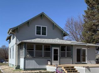 305 N 1st Ave, Crooks, SD 57020