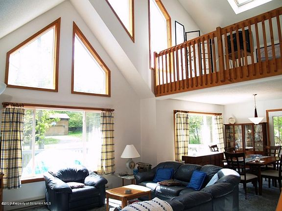 2nd image of 2813 Fairway Ct