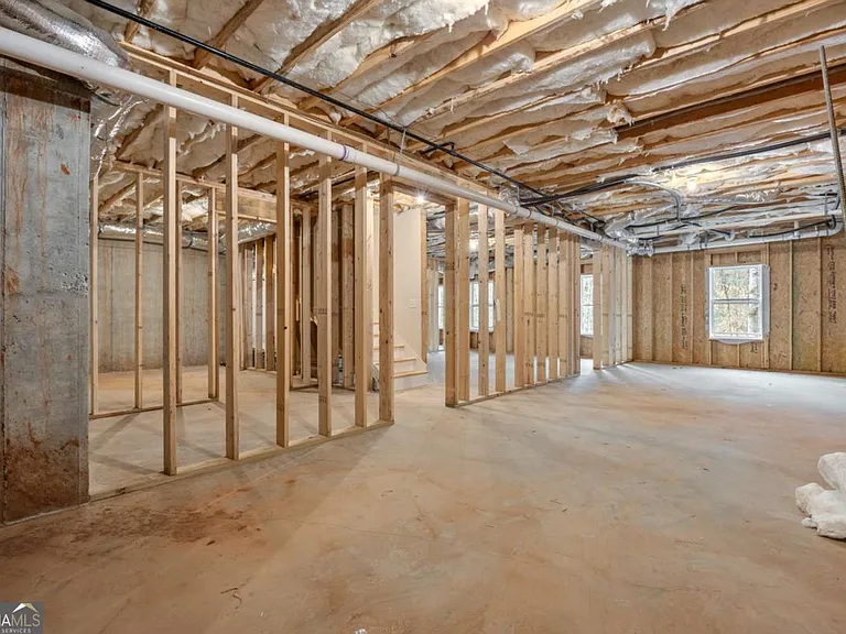 370 Ansley Dr — Photo 33