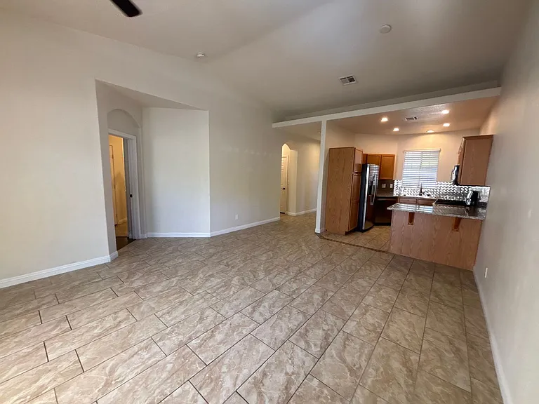 1129 Evening Ridge St — Photo 11