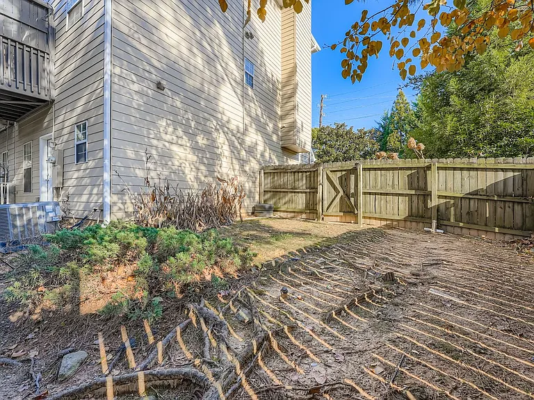 3230 Tucker Pointe Dr — Photo 19