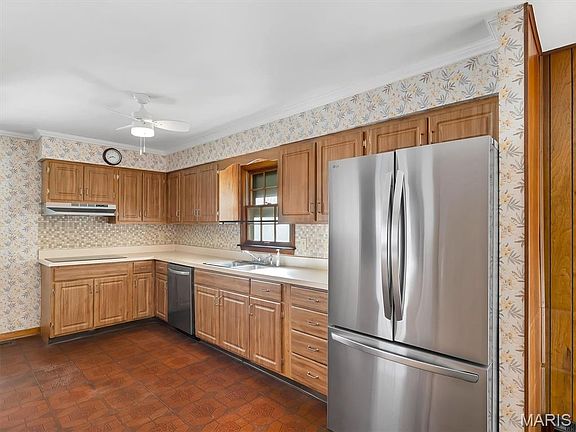 3rd image of 118 Dawn Dr