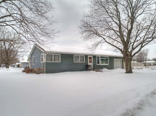 3606 Elm Dr, La Crosse, WI 54601