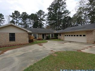 38 Derrick St, Jasper, TX 75951