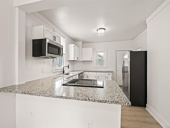 4th image of 3418 Gamble Ave