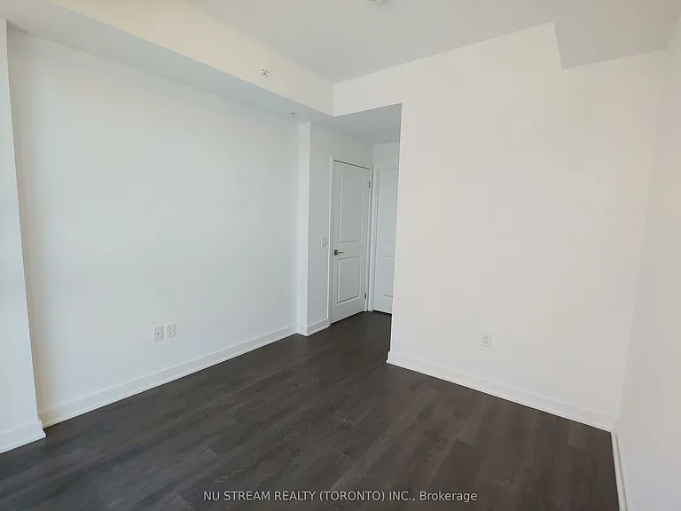 85 Oneida Cres #706 — Photo 6