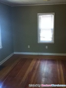 5th image of 828 N Benton Dr