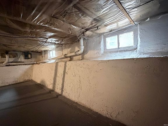 4th image of 925 Cottage Ave
