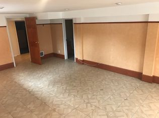 468 S Marginal Rd, Jericho, NY 11753