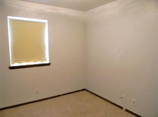 504 N Elm St, Marlow, OK 73055