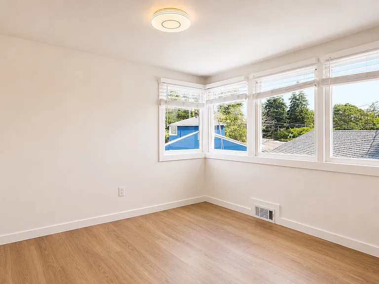 6714 Steilacoom Blvd SW #3 — Photo 5