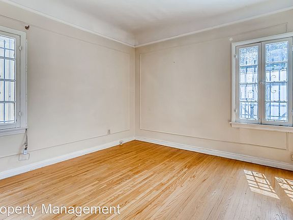 4th image of 351 N Sierra Bonita Ave #10237019
