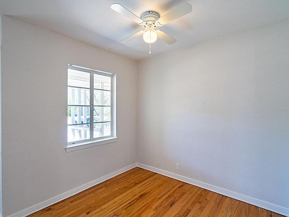 4th image of 1125 Highland Dr