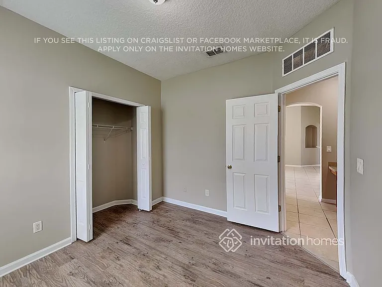 1033 Dunstable Ln — Photo 15