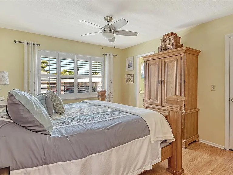 2308 Waterbluff Pl #V-304 — Photo 26