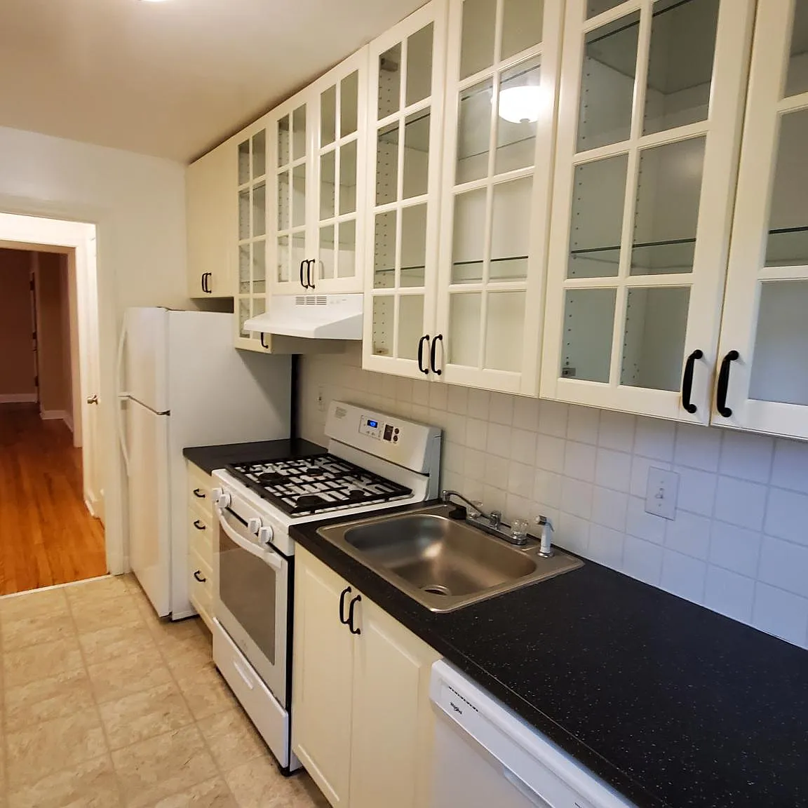 1 bed, 600 sqft, $1,445 — Photo 4