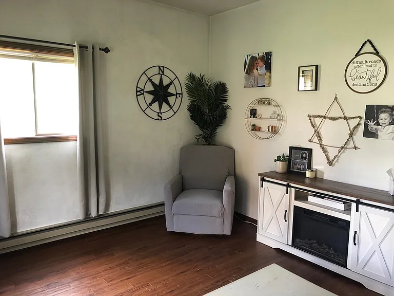 760 Willett Rd — Photo 5