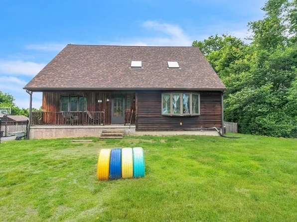 307 College Hwy, Southampton, MA 01073