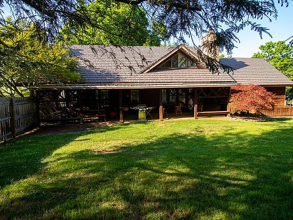 5th image of 1317 Bales Dr