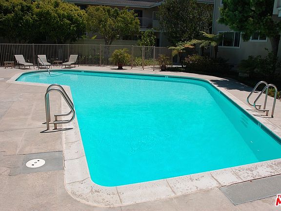 5th image of 3220 Merrill Dr APT 22