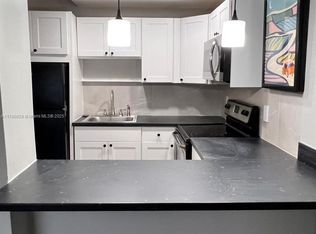 301 NW 177th St APT 106, Miami Gardens, FL 33169
