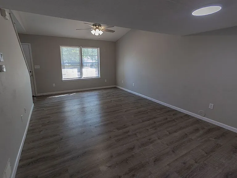 5309-5311 Currituck Ln — Photo 6
