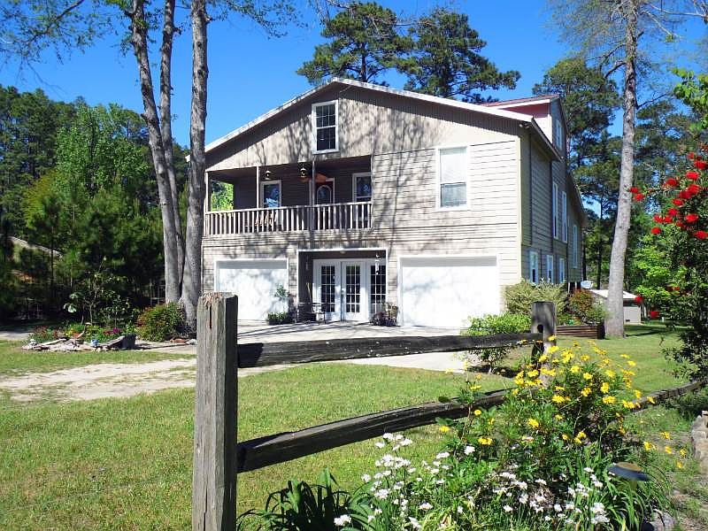 1st image of 272 Longleaf Dr W