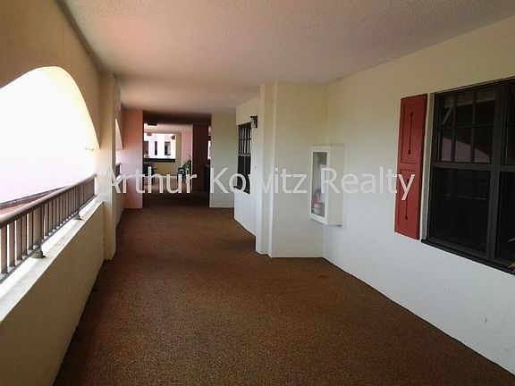 4th image of 723 Marina Point Dr